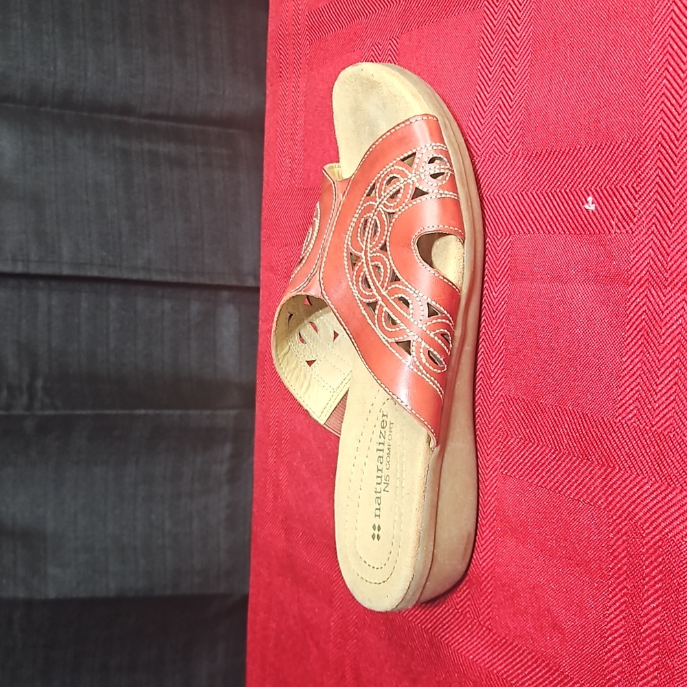 Naturalizer red sandals